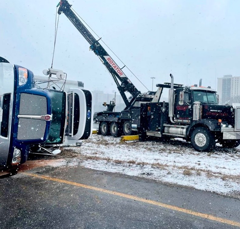 Williams Towing - Accident Towing Services in Toronto | Williams Towing